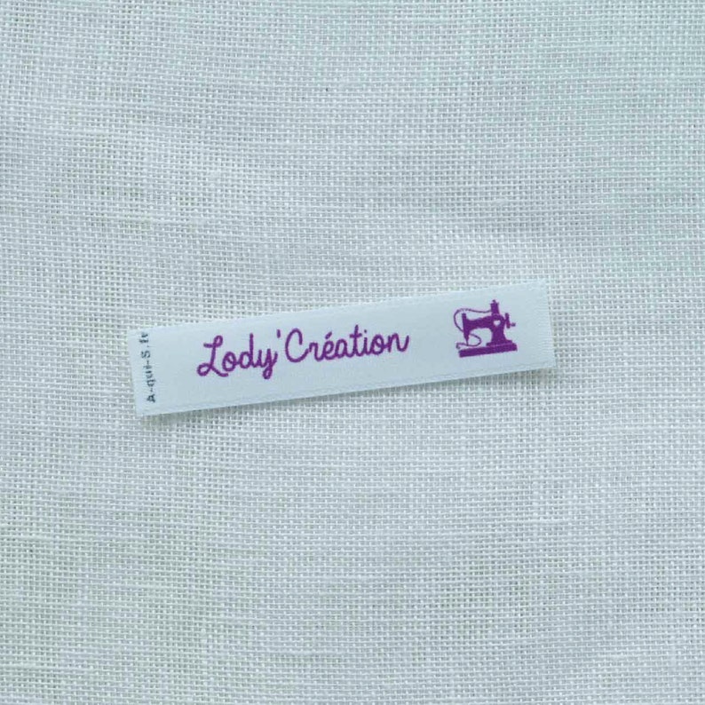 Personalised fabric sewing labels. Choice of colours and quantities. Font Always. Made to order sew in name labels 画像 5