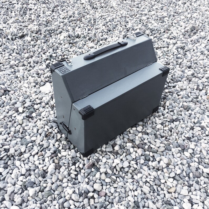 12U EURORACK CASE POWERED 84 104 126 hp or other patched image 2