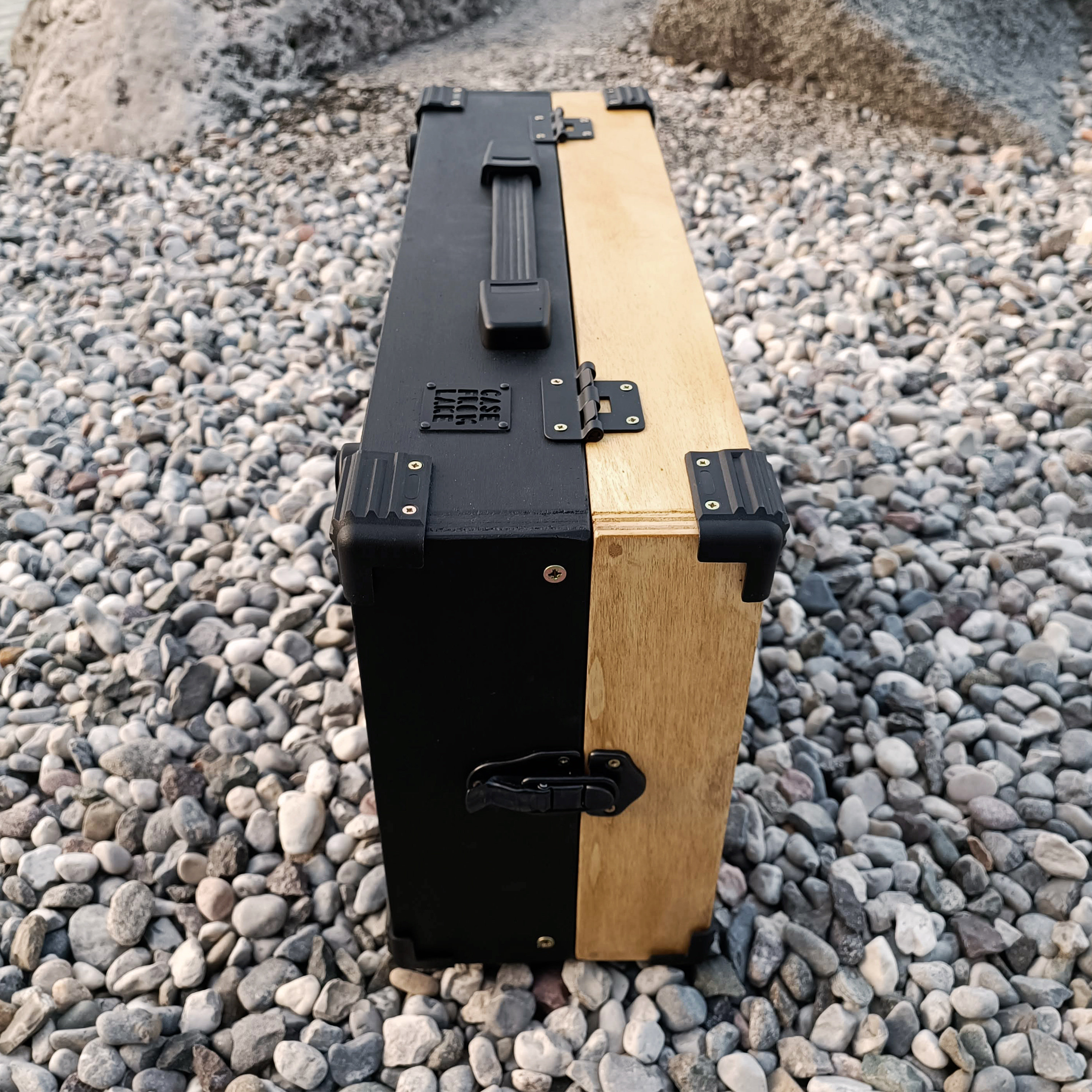 Case From Lake 6U 126HP Modular Case 鍵盤楽器 Case From Lake 6U