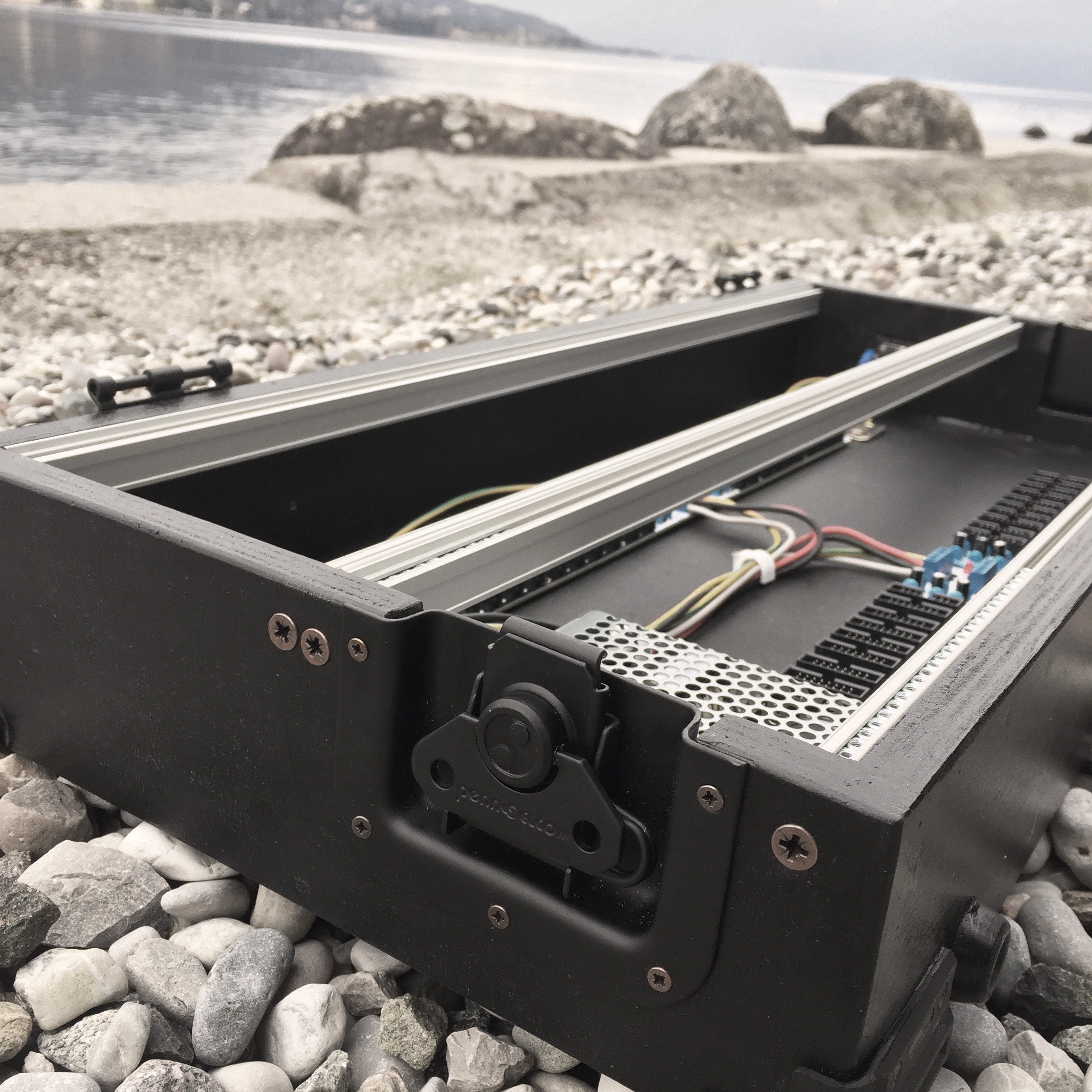 鍵盤楽器 Case From Lake 6U 126HP Modular Case 鍵盤楽器 Case From Lake 6U 126HP Modular Case 6U Eurorack