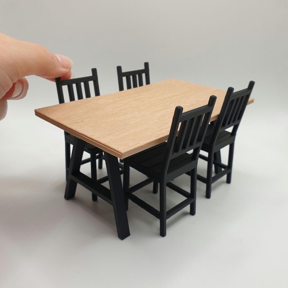 Dining table + chairs - Dolls house decor