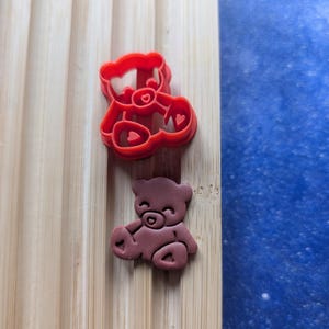 Slouchy Teddy Bear Sharp Clay Cutter