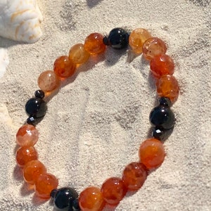 Verbessern Sie sich/Aura mit diesem &quot;Halloween&quot; Armband. Orange Achat, Onyx und schwarzer Spinell
