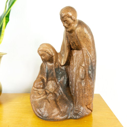 Free Shipping! Vintage ceramic statue shops THE HOLY FAMILY from 1960s