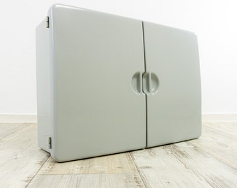 1960s Light gray ITALIAN Medicine Wall CABINET 'Spluga' by CM Torino