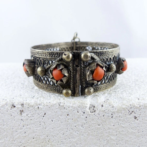 Striking Vintage Allen Brown Sterling Native American Jewelry Silver Bracelet Old Striking Vintage Allen Brown Sterling Native American Jewelry Silver Bracelet Old