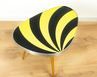 Original(!) 1960s SUNBURST KIDNEY TRIPOD Side Table Yellow Black