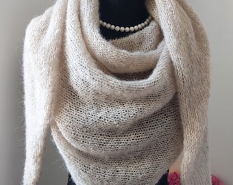 Dreieckstuch handgestrickt,  Tuch Alpaka/Seide,  Damen Schal hellbeige