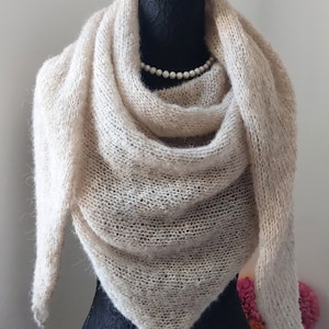 Hand-knitted triangular scarf, alpaca/silk scarf, light beige women's scarf