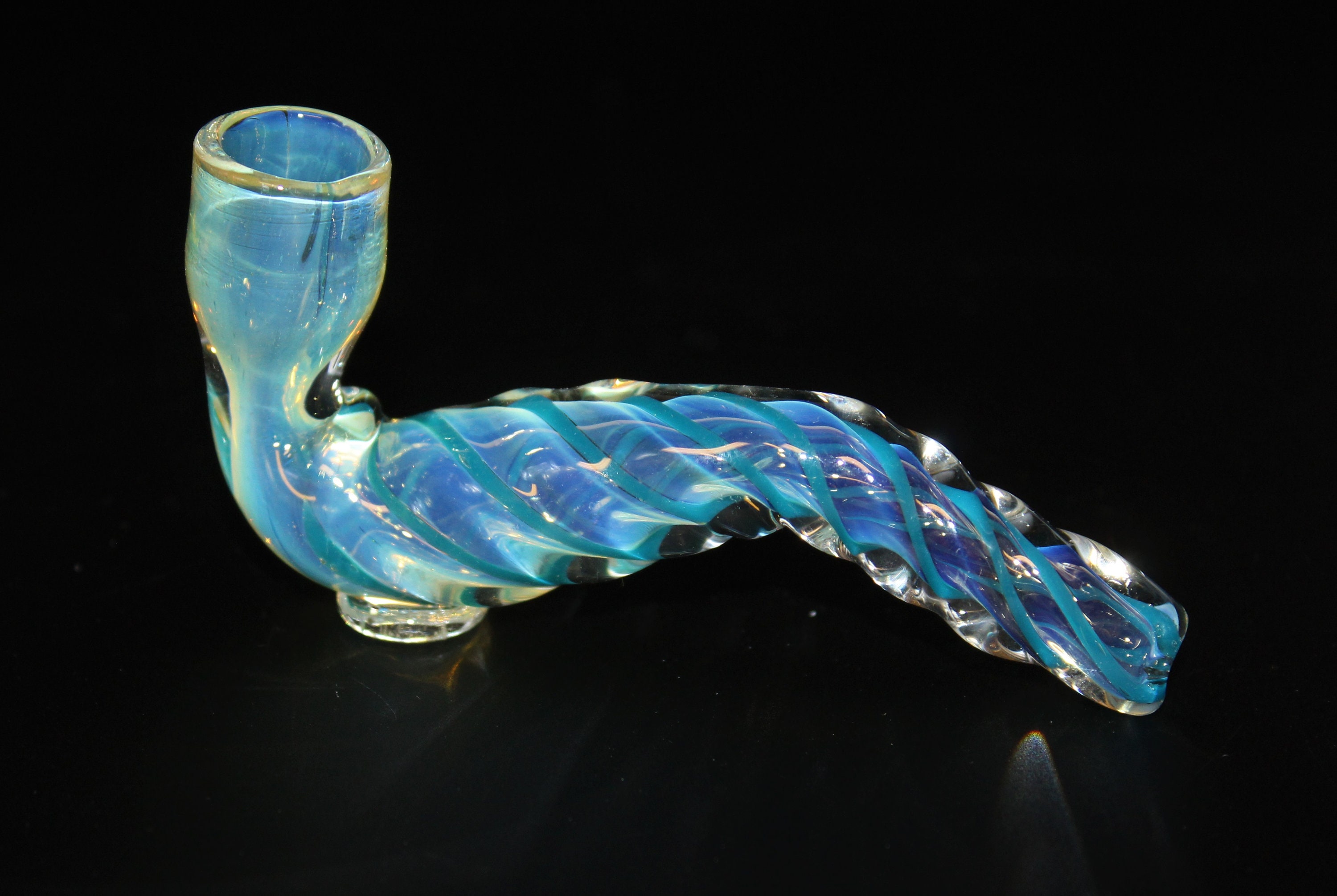 BASIC ELEMENTS Chameleon Glass Pipe – The Hippie Momma Shop