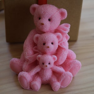 Sapone alla fragola. Sapone all&#39;orsacchiotto. Sapone fatto a mano. Sapone naturale.