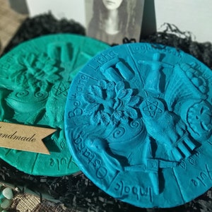 Pagan calendar. Melts - 130 gr.  Wax melts the Pagan wheel. Pagan wax melts. Scented Wax Melt Snap Bar.