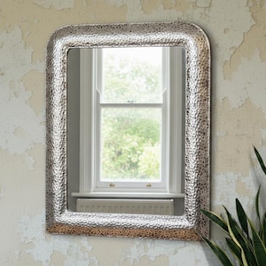 Espelho de prata artesanal, espelho de moldura martelada para decoração de parede.