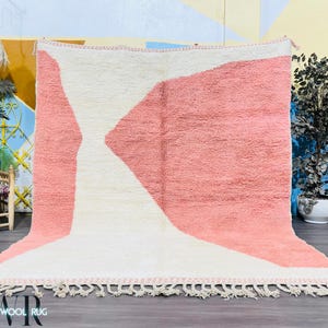 Abstract Pink and White Beni Ourain Rug - Moroccan Wool Carpet - Handwoven Berber Area Rug - Boho Modern Decor