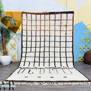 Beni Ourain Moroccan Rug - Handmade Wool Ivory Rug with Brown Grid - Minimalist Boho Shaggy Carpet - Modern Neutral Decor