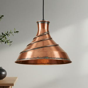 Rustieke koperen spiraalvormige hanglamp, handgemaakte gepatineerde plafondlamp voor boerderij, lamp in industriële stijl