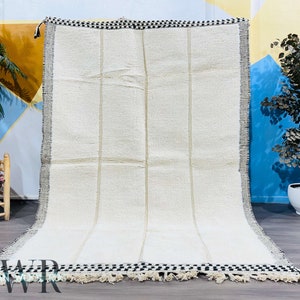 Handmade White Wool Beni Ourain Rug: Tufted Moroccan Boho Runner