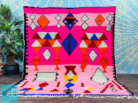 Handwoven Pink Moroccan Rug: Berber Wool Carpet