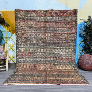 Authentic Vintage Rug - Moroccan Carpets - Bohemian Floor Decor - Traditional Moroccan Rug