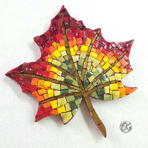 Mosaik Ahornblatt Wanddeko. Perfektes Geschenk oder Herbstdekoration