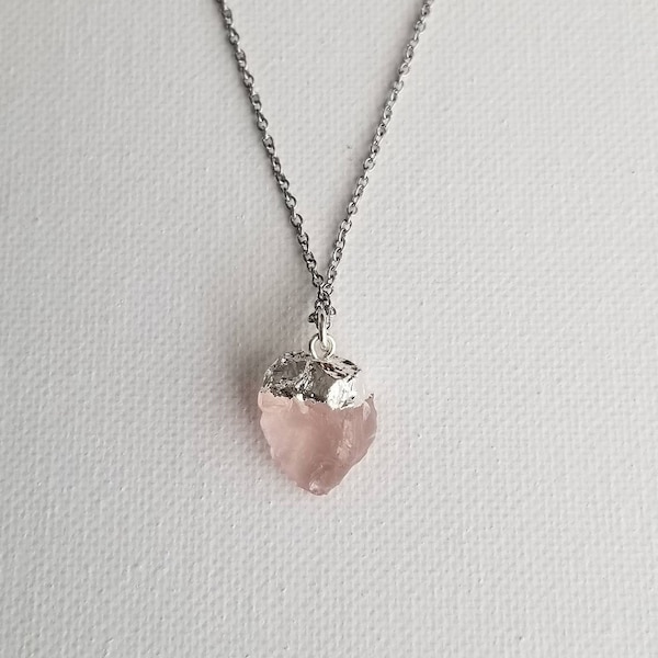 Raw Mini Rose Quartz Love Stone Necklace/Natural Stone Pendant/Layering necklace/Healing Crystal/Gift/Birthstone/Charm/Stainless Steel Chain