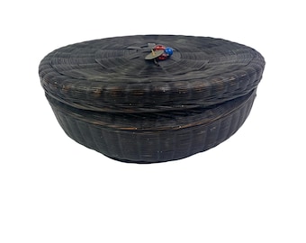 【 think of things】CIRCLE BASKET GREEN Vintage Wicker Basket: Round Chinese Design, Red Green Trim