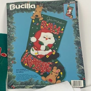 Bah Humbug Gepersonaliseerde Vilt Applique Kous Kit Santa Rendier jaren &#39;90 Vintage