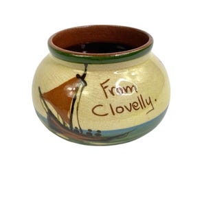 Clovelly England Souvenir Motto Ware Pottery Sugar Bowl Torquay Country Kitchen