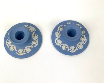 ウェッジウッドブルージャスパーウェアの素焼き陶器キャンドルホルダー