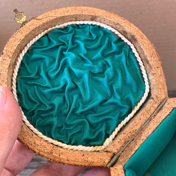 vintage cork jewelry box handmade Portuguese wood hin… Gem