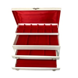 Large White Buxton Jewelry Box 60s vintage red satin and velour lining