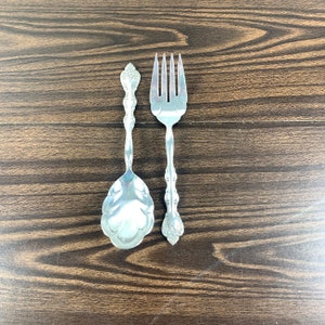 ornate International silverplate serving set meat fork casserole spoon Interlude pattern