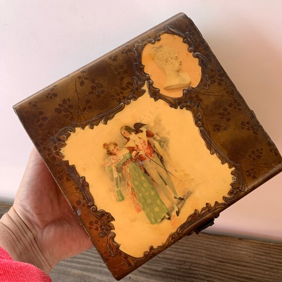 shabby ornate jewelry box with silk lining 20s to… - image 3