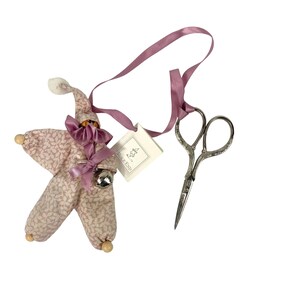 Mole End England Peg Scissor Doll with German sewing scissors Pink