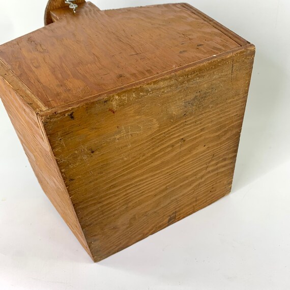 Caja y soporte de lustrado de zapatos de madera a mano - España