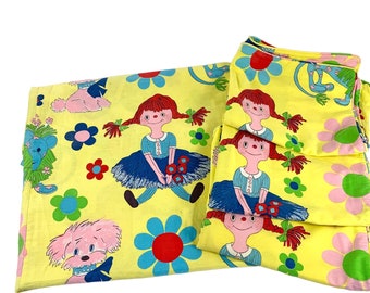 Mod Daisy Pippi Longstocking Bedspread Pillow Shams 60s Vintage Bed Cover Kids