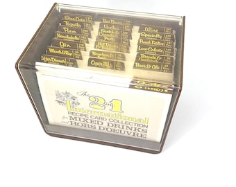 Mixed Drinks and Hors D’oeuvre recipe box 1977 vintage photo recipe cards