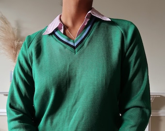 Vintage 'Charles Kirk' V Neck detail knit jumper UK 14. Vintage green V neck jumper. Vintage 80's V neck jumper in green.