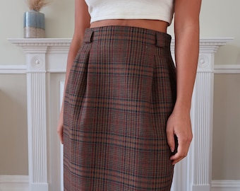 Vintage brown check wool skirt UK 12-14. Vintage 80s St.Michael checked wool skirt. Vintage pencil skirt in check.