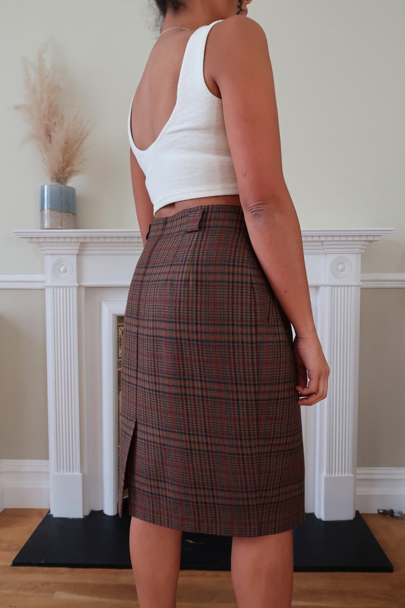 Vintage brown check wool skirt UK 12-14. Vintage 80s St.Michael checked wool skirt. Vintage pencil skirt in check. image 4