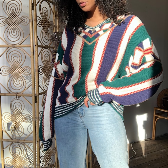 Vintage stripe knit v neck jumper. Vintage stripe