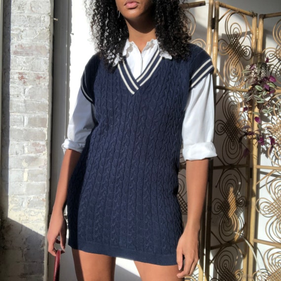 Vintage sleeveless jumper dress in Navy. Sleeveles