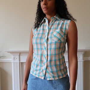 Vintage sleeveless check shirt blouse. Vintage 70's sleeveless gingham shirt. Floral cotton mix woven check blouse. image 1