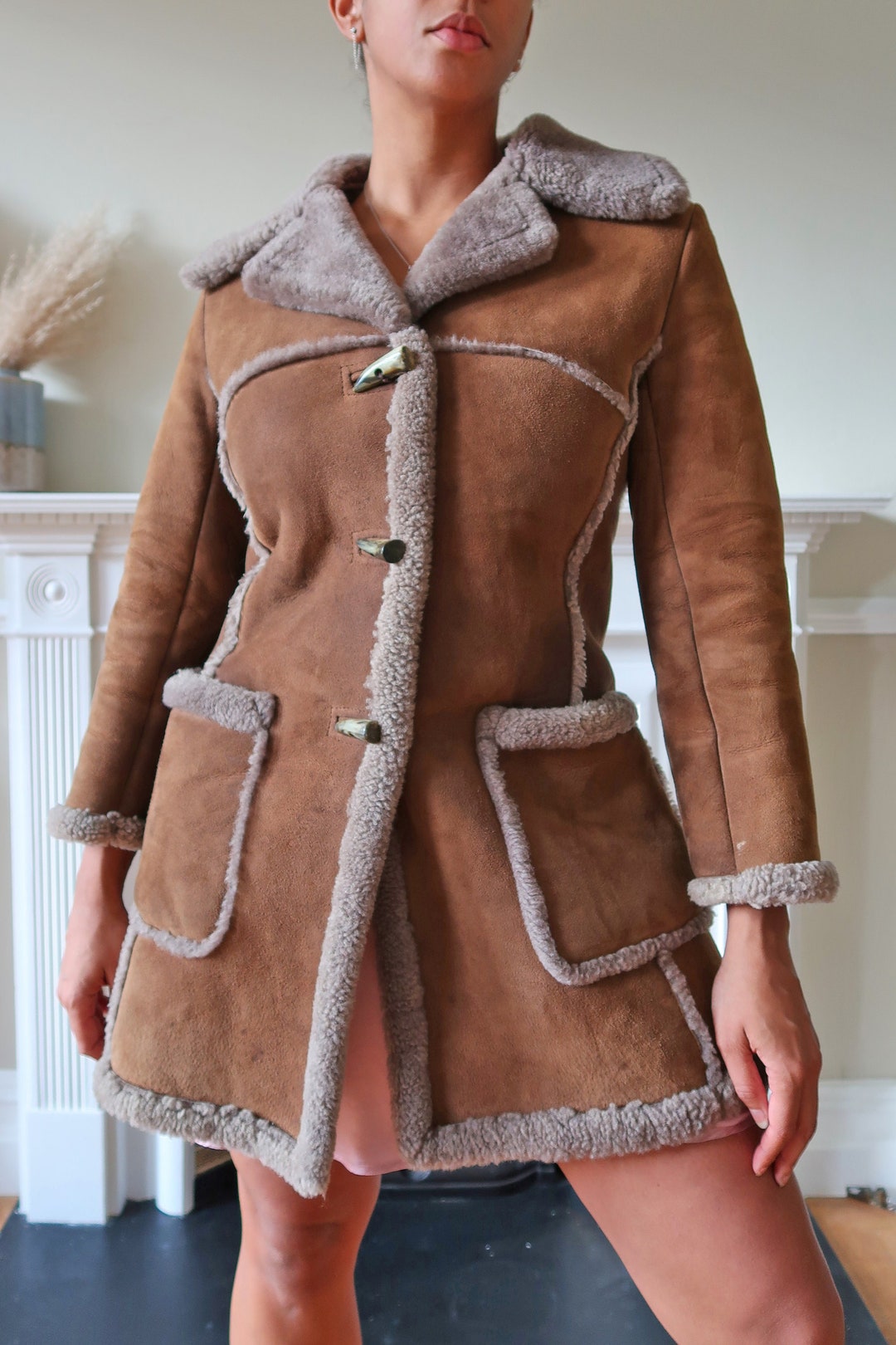 Vintage 70's Brown Sheepskin Coat With Toggles UK12. Vintage 70s Tan