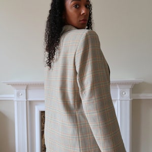 80's new wool lightweight check blazer with pretty check. Vintage check blazer. Heritage check unisex blazer. image 4