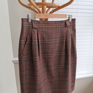 Vintage brown check wool skirt UK 12-14. Vintage 80s St.Michael checked wool skirt. Vintage pencil skirt in check. image 6