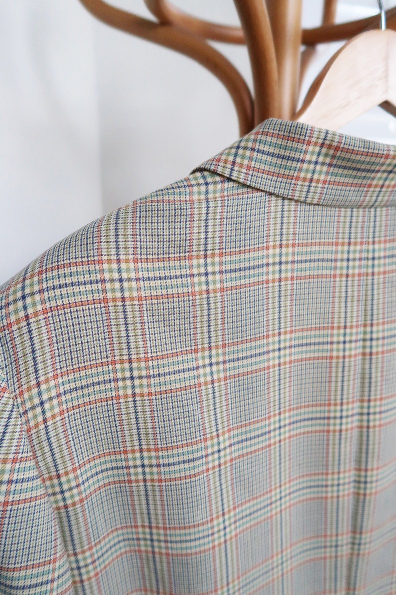 80's new wool lightweight check blazer with pretty check. Vintage check blazer. Heritage check unisex blazer. image 8