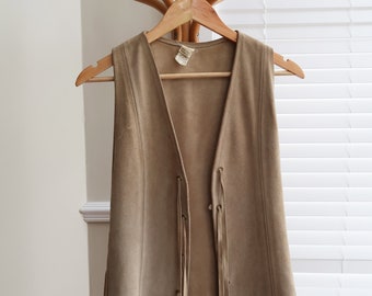 Vintage 70s Suede Skirt & Waistcoat Set: Beige Two-Piece (UK 4/6)