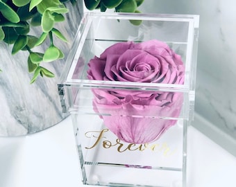 Preserved Rose in a Personalized Clear Rose Box, Wedding Favors, Bridal Party Gifts, Birthday Rose, Graduation Gift, Gift for Girlfriend