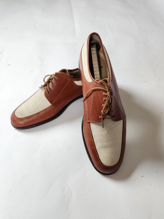 8 1/2 mens two tone oxford shoes, vintage oxfords… - image 1